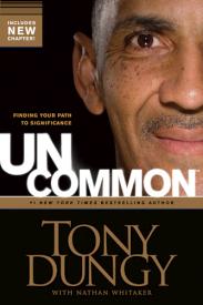 9781414326825 Uncommon : Finding Your Path To Significance