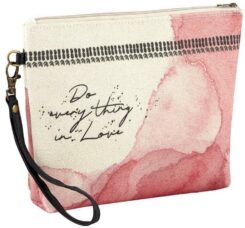 886083777158 Do Everything In Love Pouch