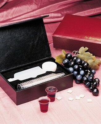 9780805404340 Basic Portable Communion Set