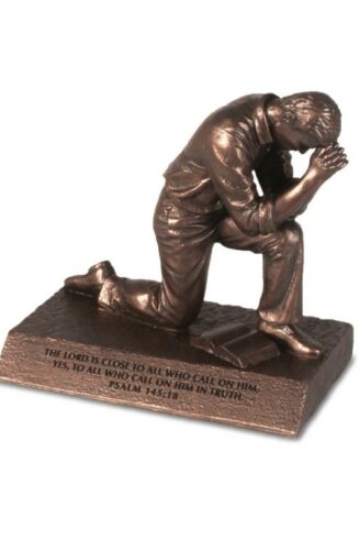 667665201502 Small Prayer Praying Man Cast Stone